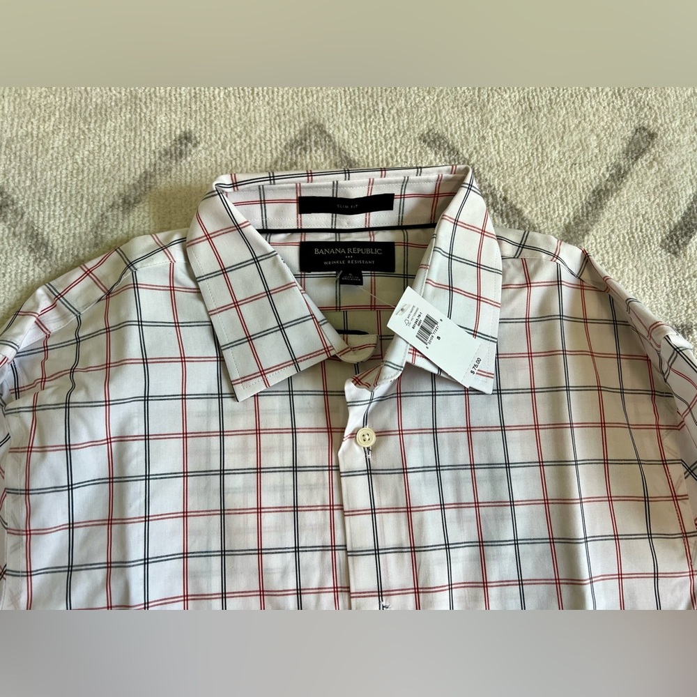 Brand new banana republic dress shirt (men, small)